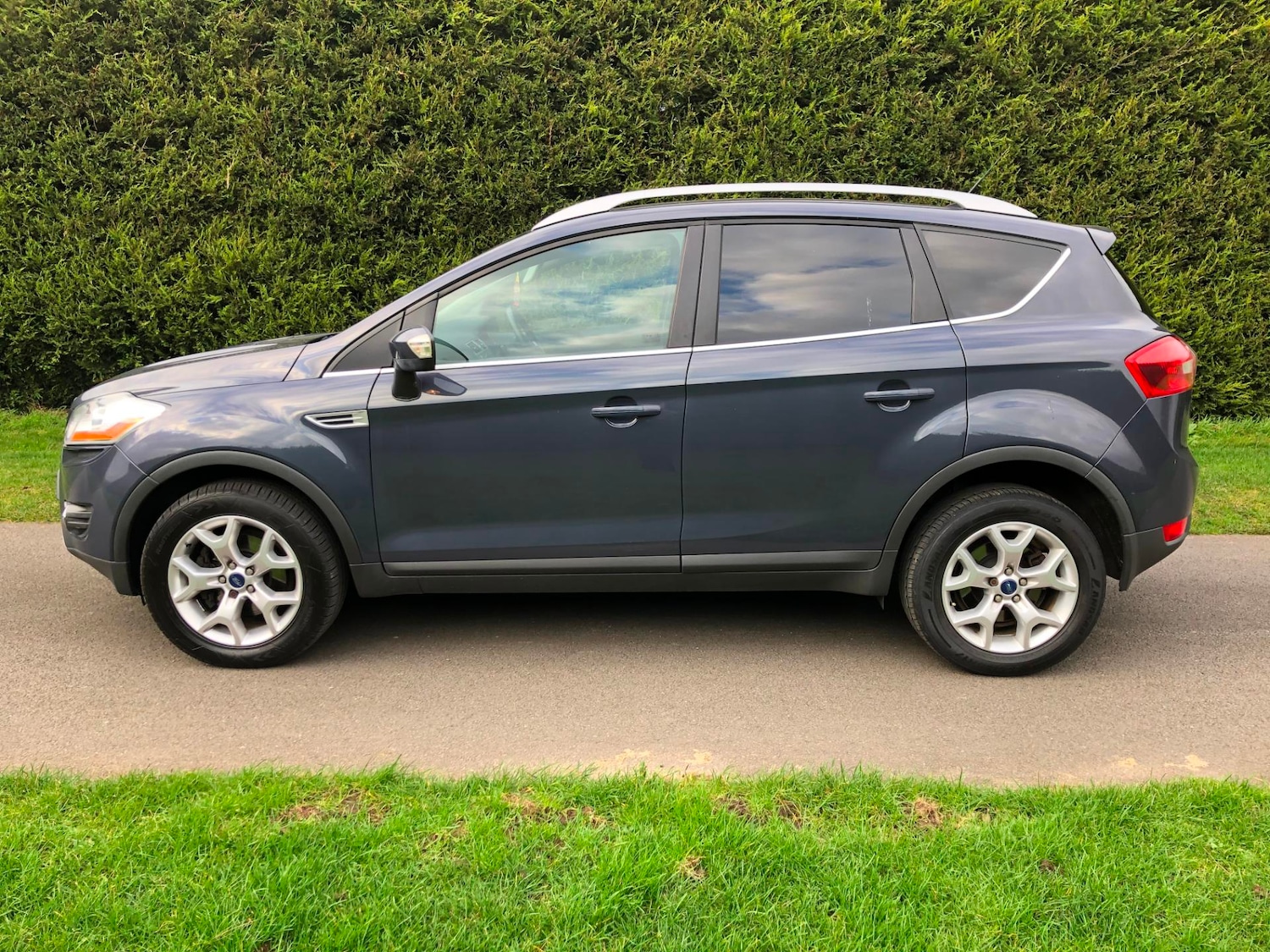 Used Ford Kuga 2012 for sale - 55757760: Photo 4