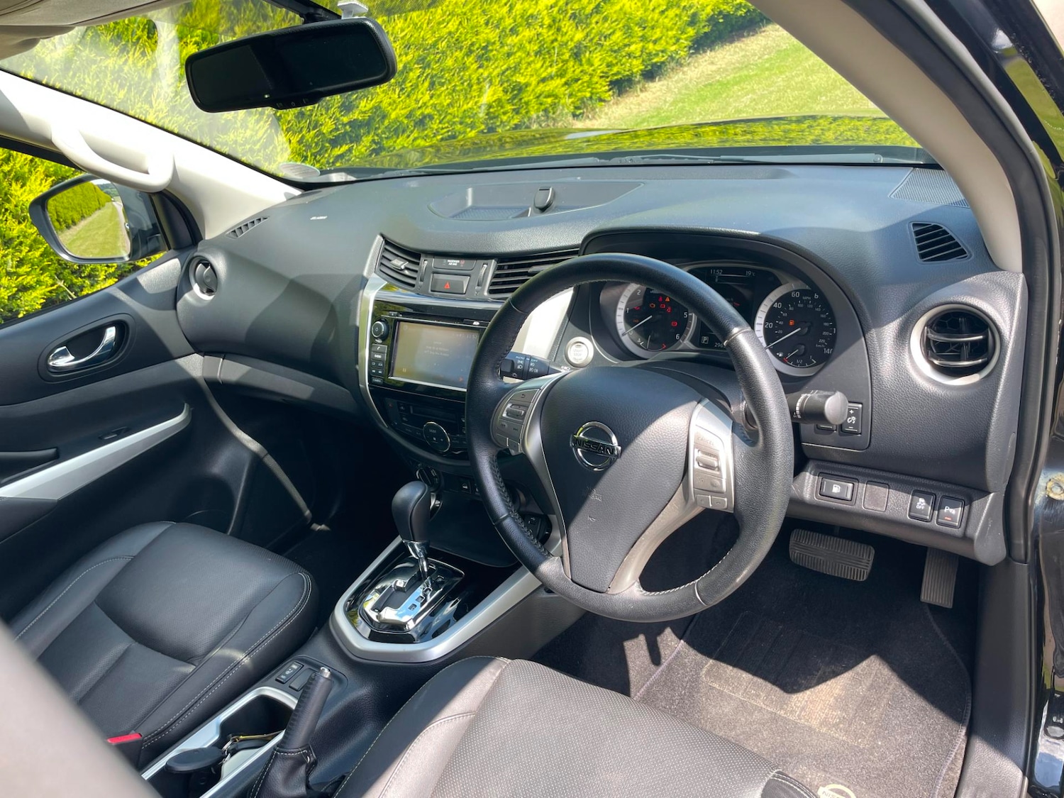 Used Nissan Navara 2018 for sale - 63331421: Photo 19