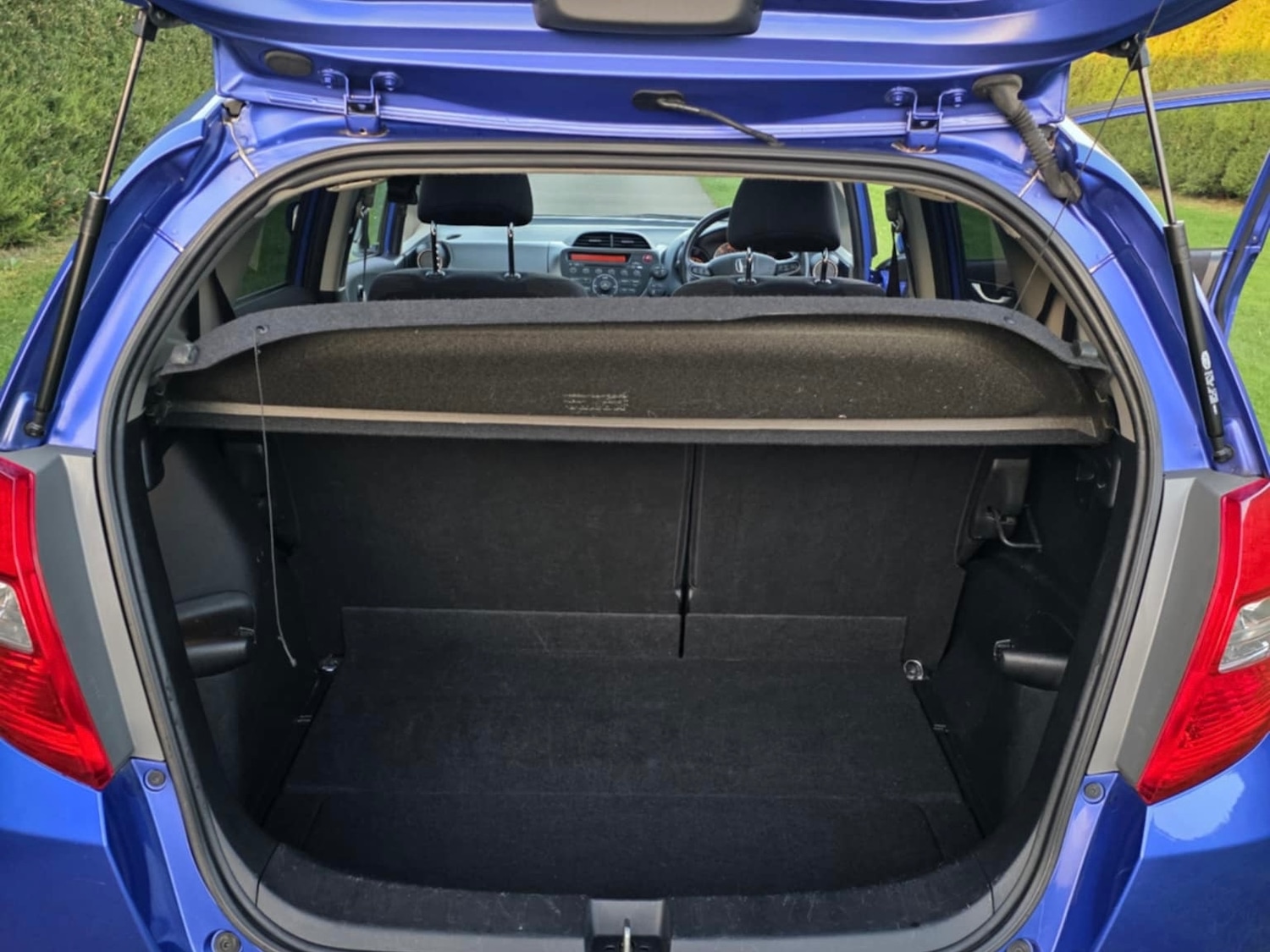 Used Honda Jazz 2013 for sale - 76401986: Photo 10