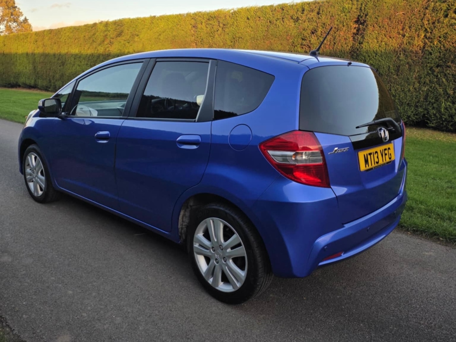 Used Honda Jazz 2013 for sale - 76401986: Photo 6