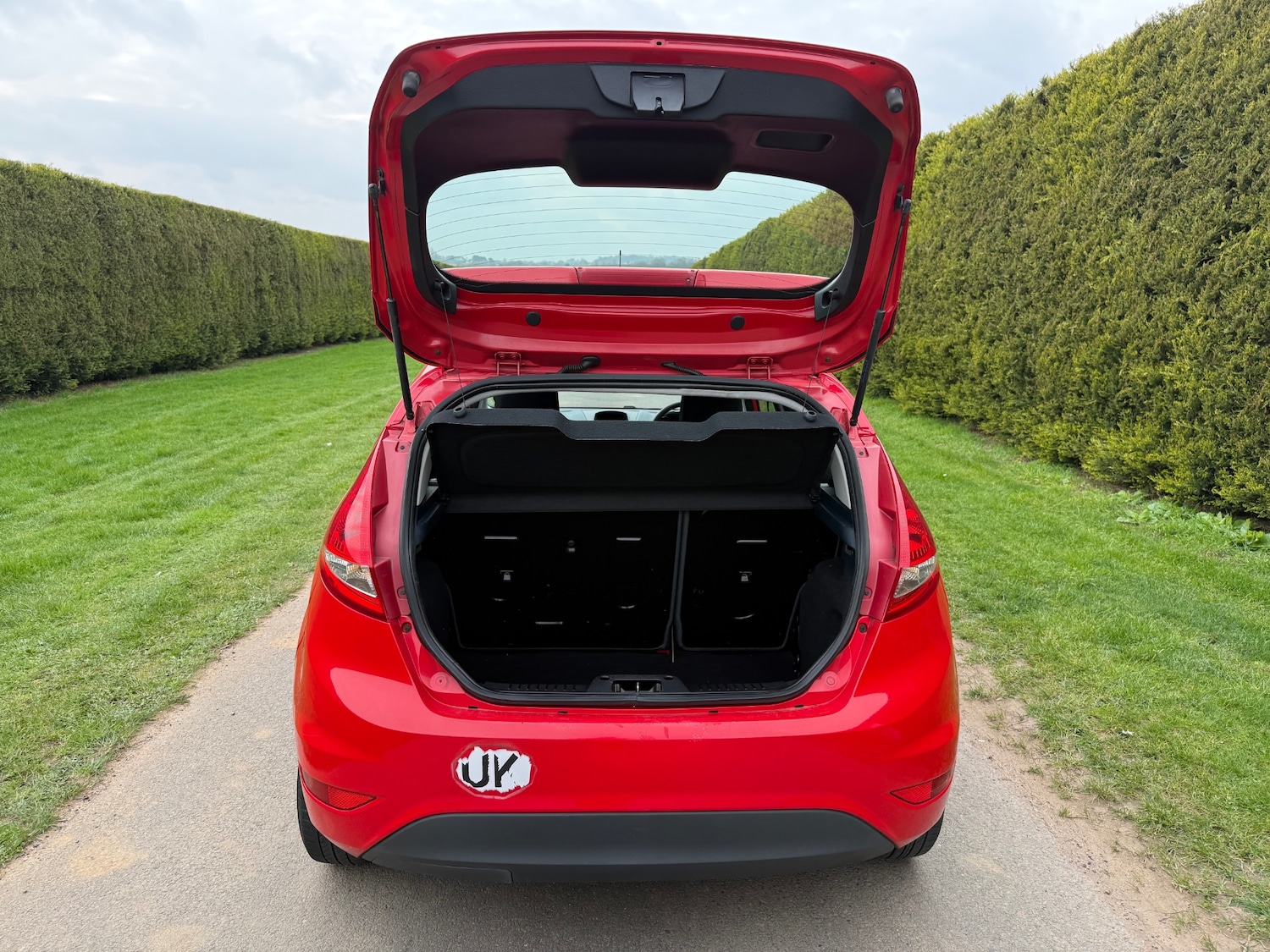 Used Ford Fiesta 2010 for sale - 77984930: Photo 9