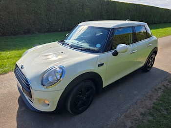 Used MINI Hatch 2016 for sale - 78121230: Photo