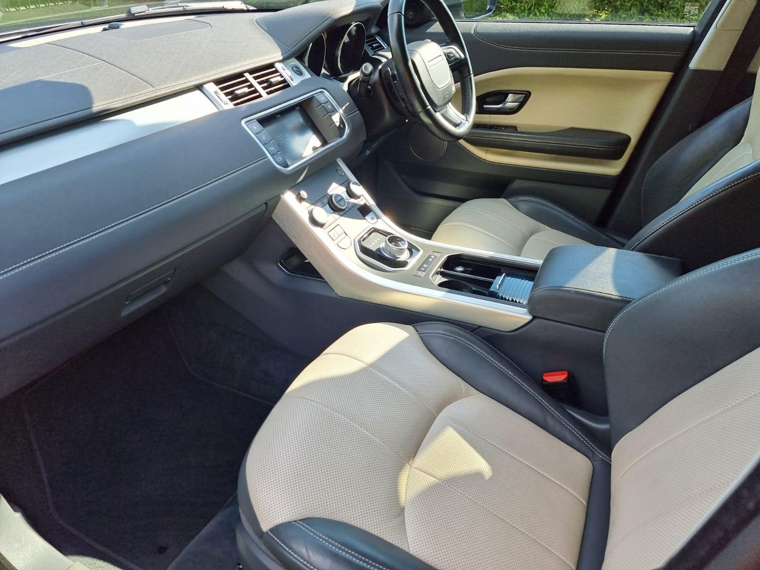 Used Land Rover Range Rover Evoque 2016 for sale - 61034206: Photo 12