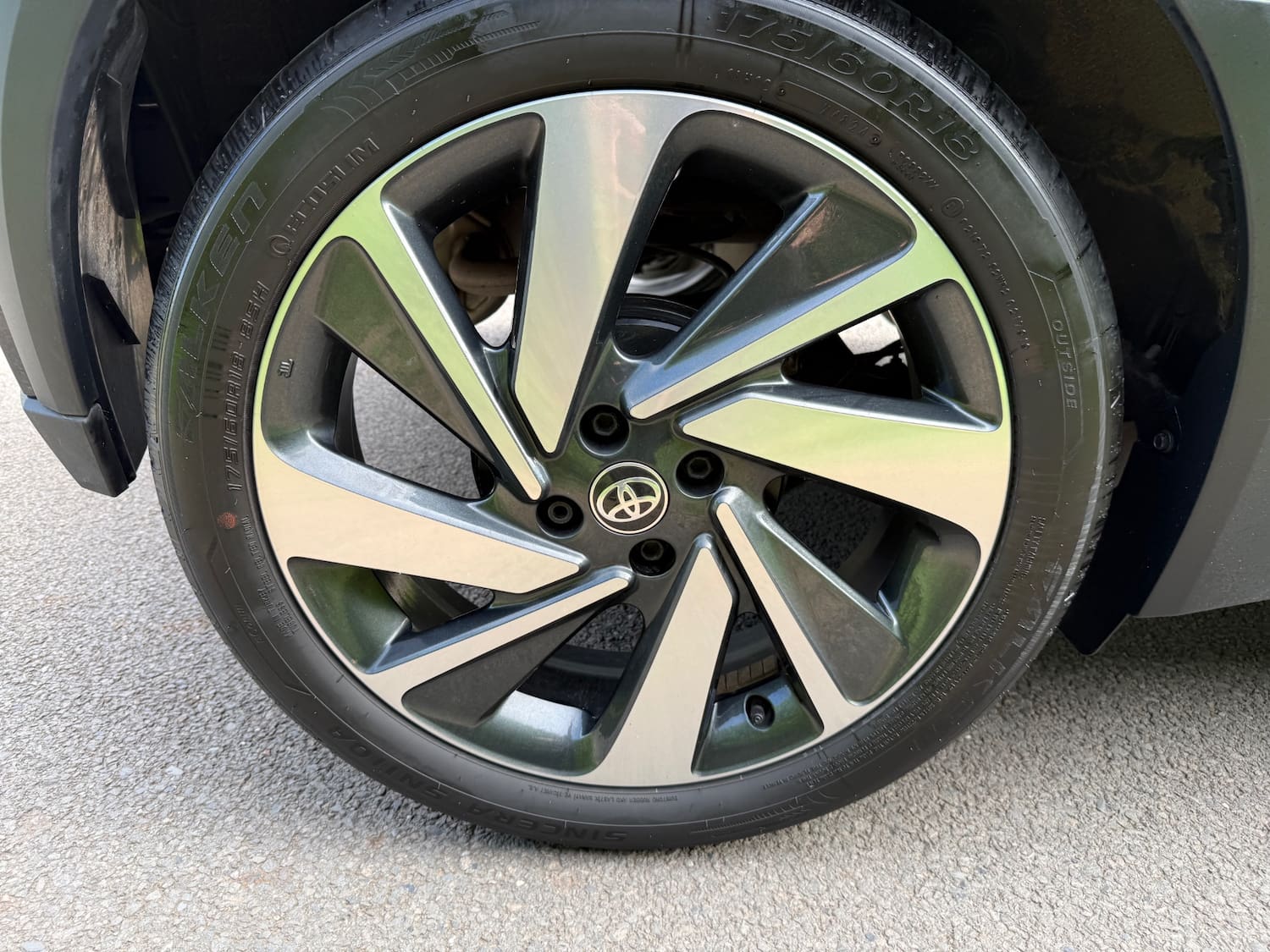 Toyota Aygo x 1.0 VVT-i Edge 5dr Auto