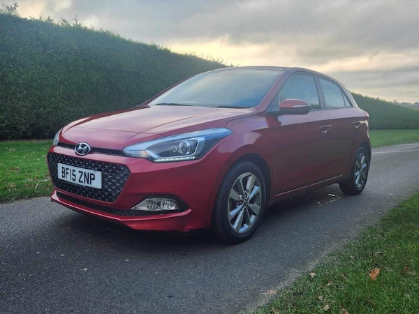 Used Hyundai i20 2015 for sale - 69714410: Photo 3