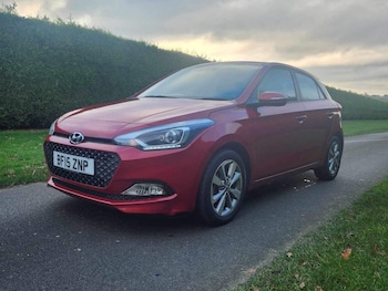Used Hyundai i20 2015 for sale - 69714410: Photo 3
