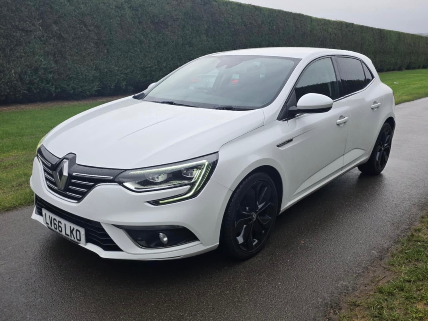 Used Renault Megane 2016 for sale - 76958802: Photo 4