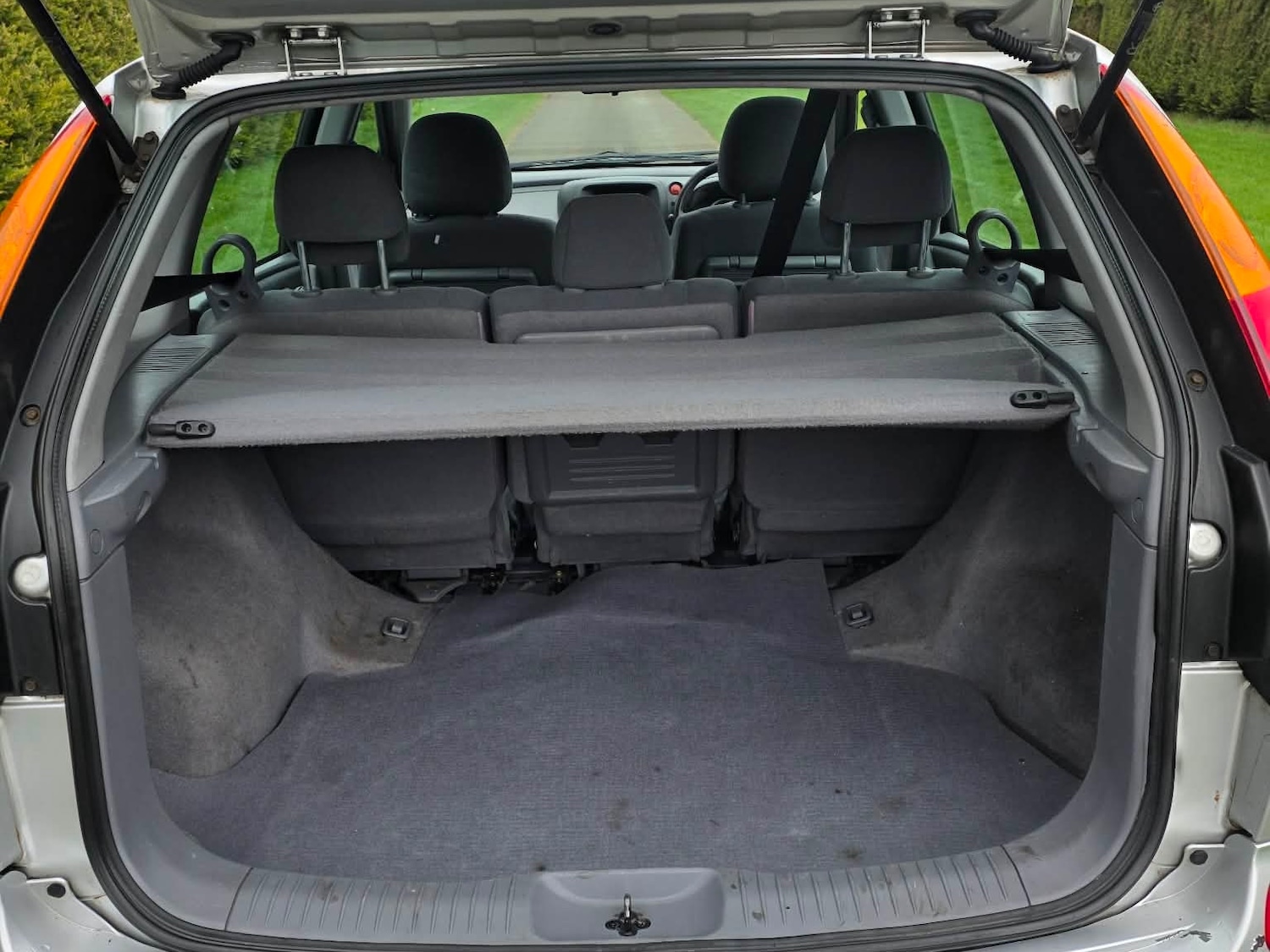 Used Nissan Almera Tino 2005 for sale - 78040199: Photo 9