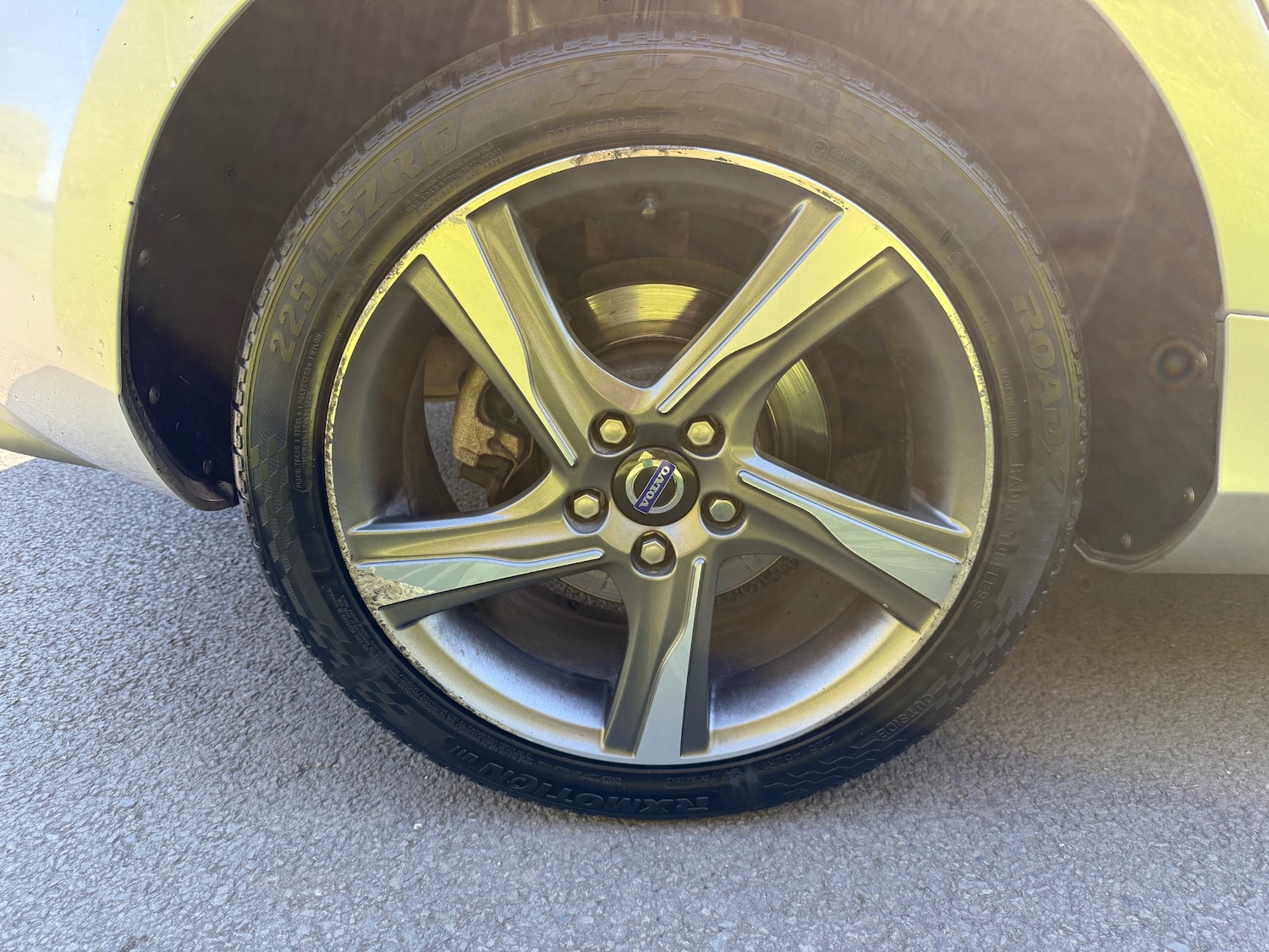 Used Volvo V40 2014 for sale - 74164450: Photo 16