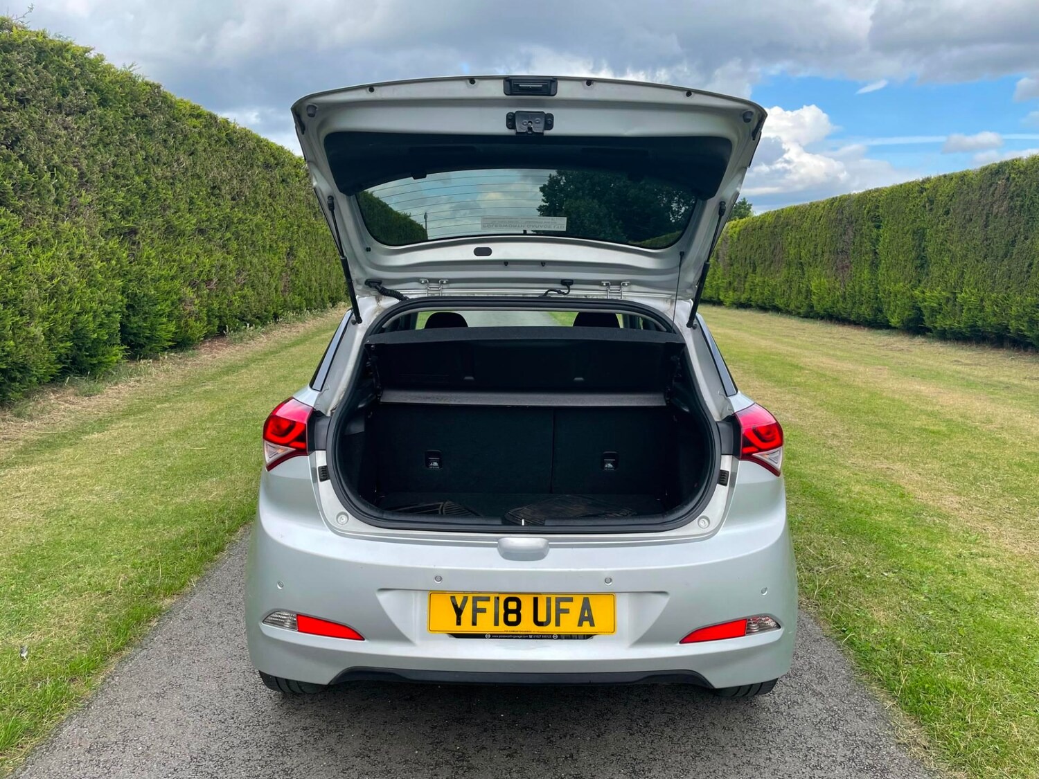 Used Hyundai i20 2018 for sale - 76412081: Photo 10