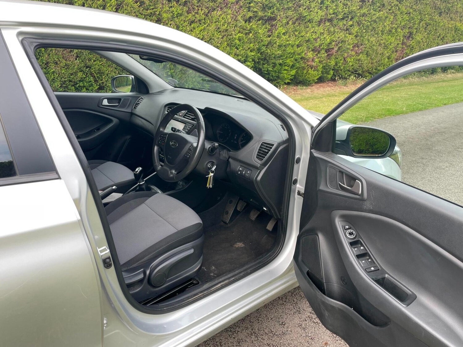 Used Hyundai i20 2018 for sale - 76412081: Photo 13