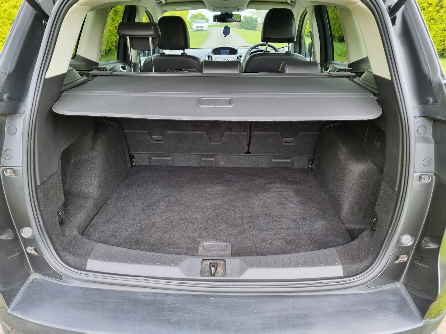 Used Ford Kuga 2015 for sale - 70894032: Photo 11