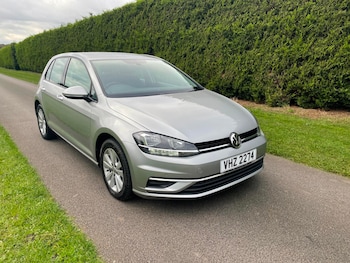 Used Volkswagen Golf 2017 for sale - 61543237: Photo