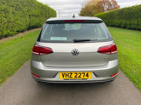 Used Volkswagen Golf 2017 for sale - 61543237: Photo 7