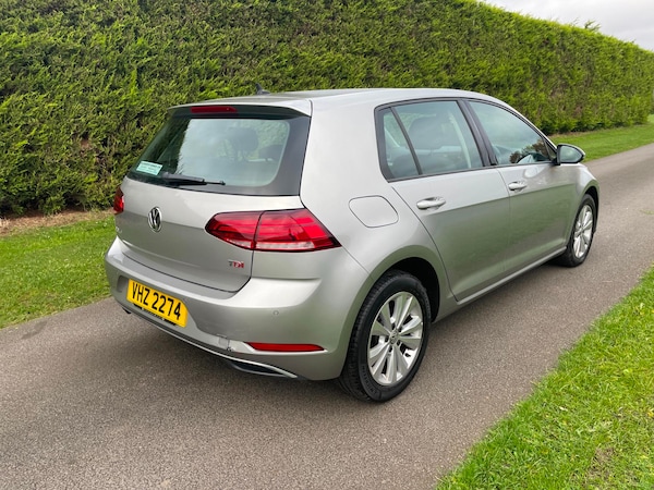 Used Volkswagen Golf 2017 for sale - 61543237: Photo 9