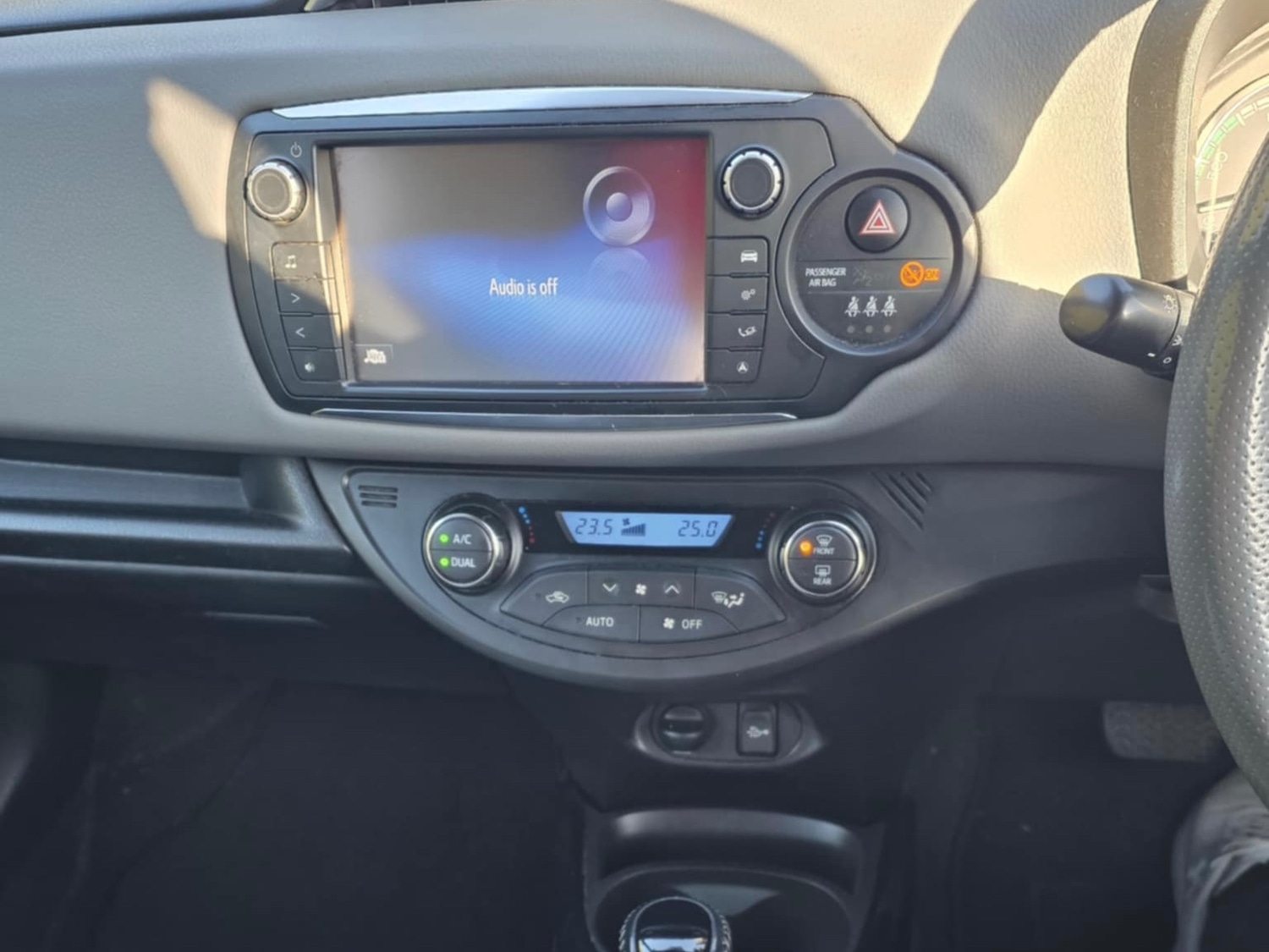 Used Toyota Yaris 2017 for sale - 76791807: Photo 13