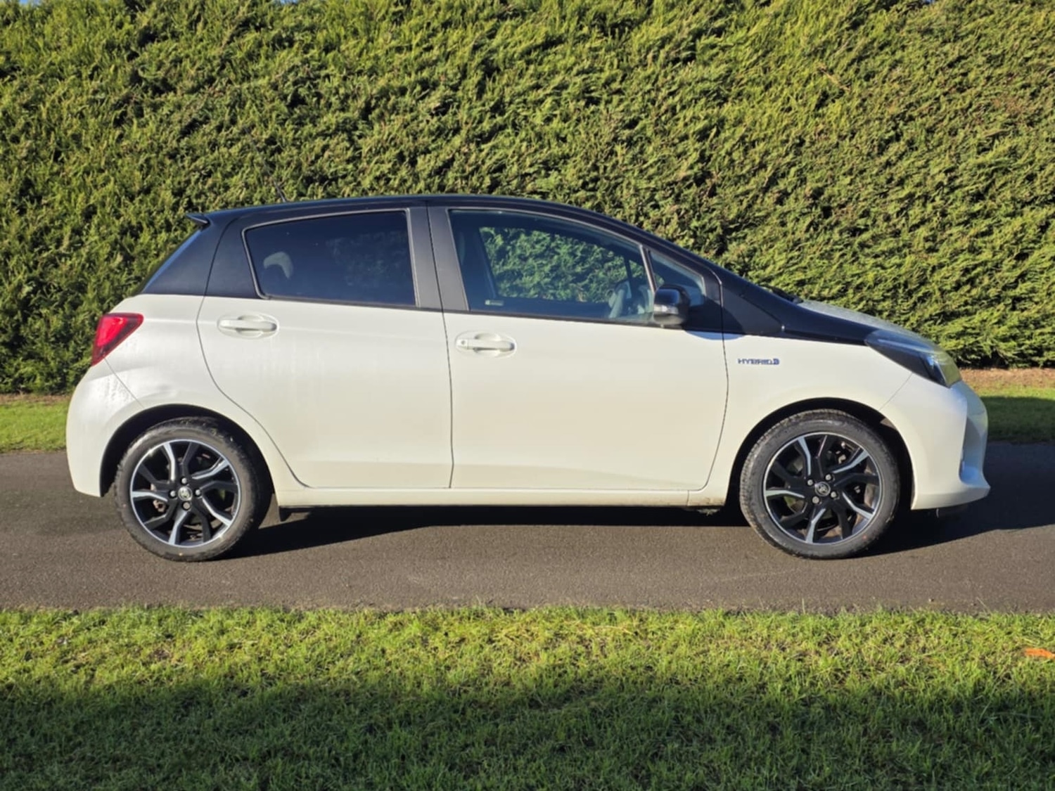 Used Toyota Yaris 2017 for sale - 76791807: Photo 5