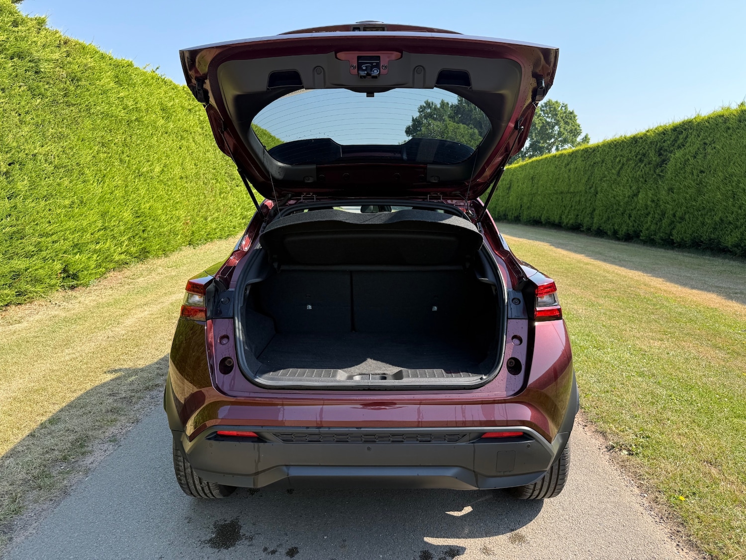Nissan Juke 1.0 DiG-T 114 N-Connecta 5dr DCT