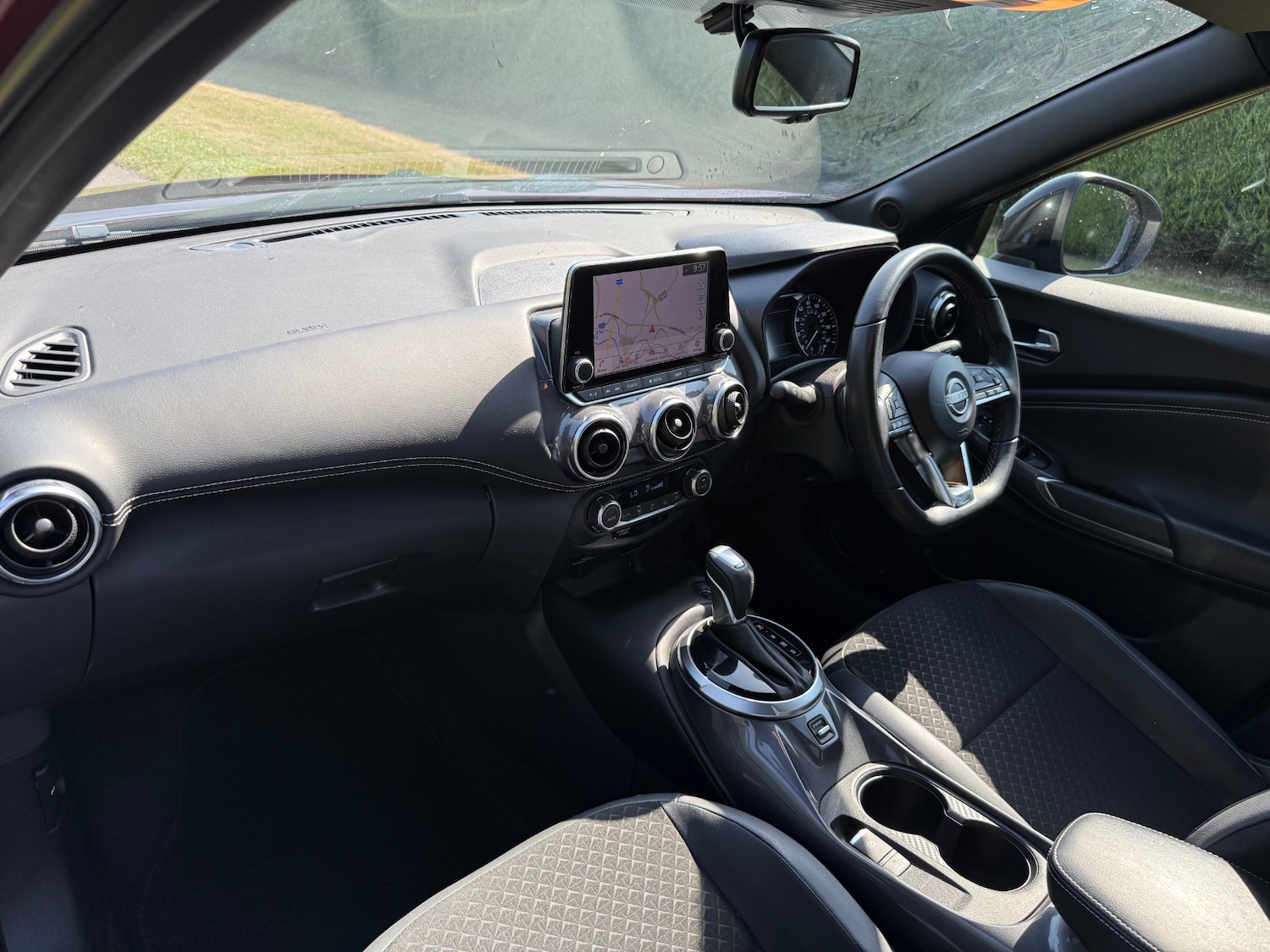 Nissan Juke 1.0 DiG-T 114 N-Connecta 5dr DCT