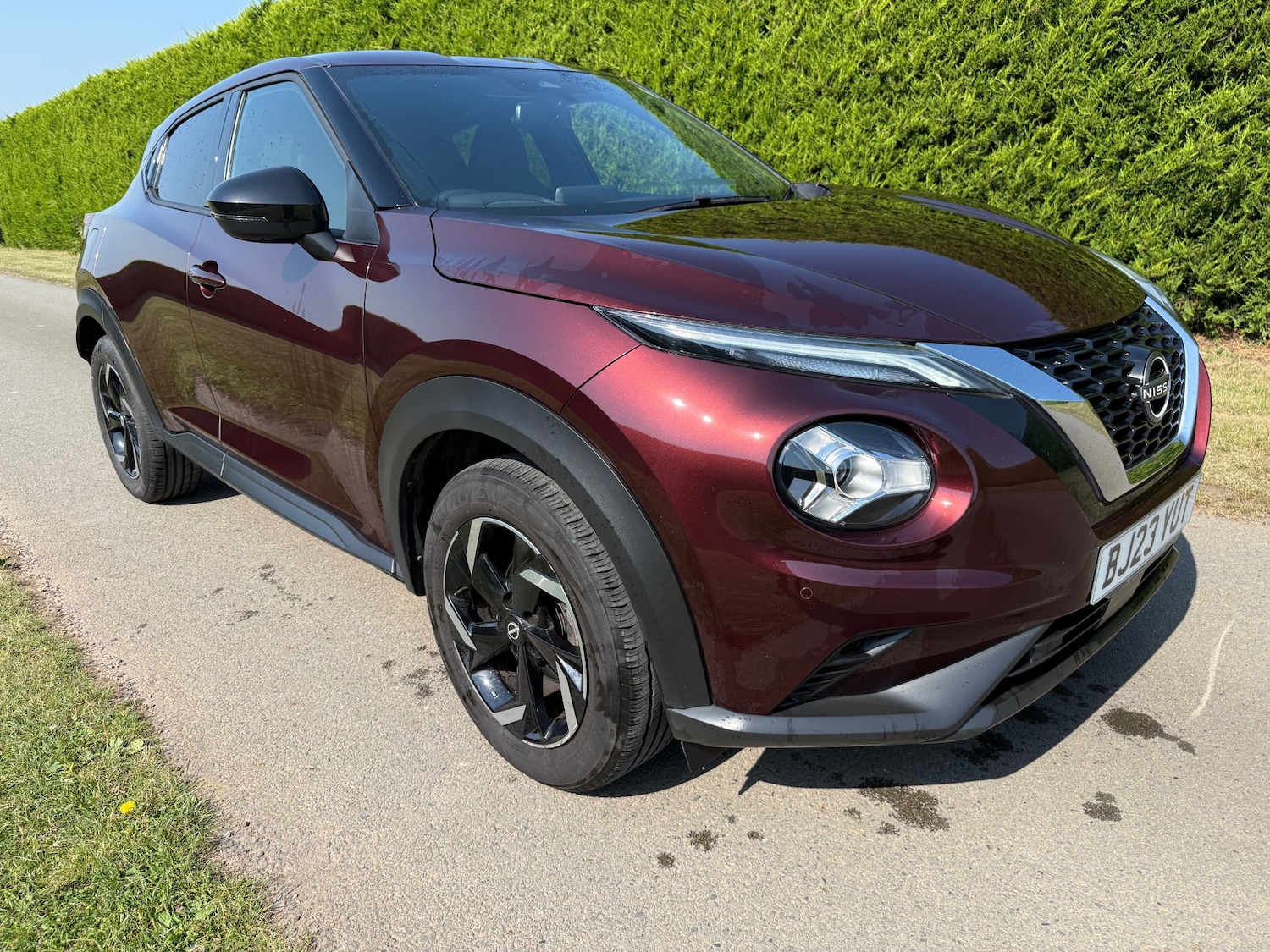 Nissan Juke 1.0 DiG-T 114 N-Connecta 5dr DCT