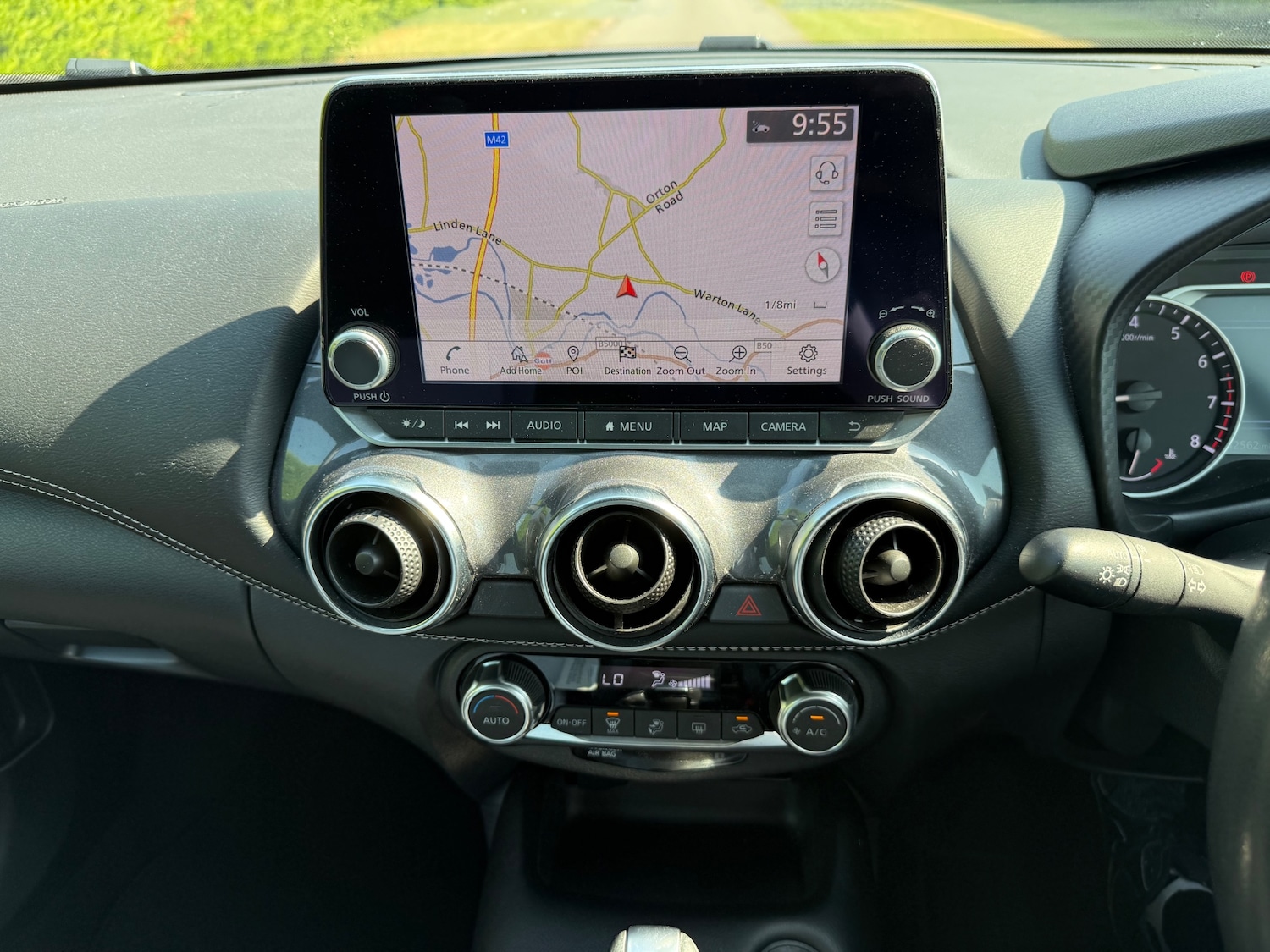Nissan Juke 1.0 DiG-T 114 N-Connecta 5dr DCT