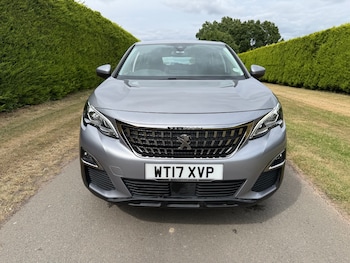 Used Peugeot 3008 2017 for sale - 79044985: Photo