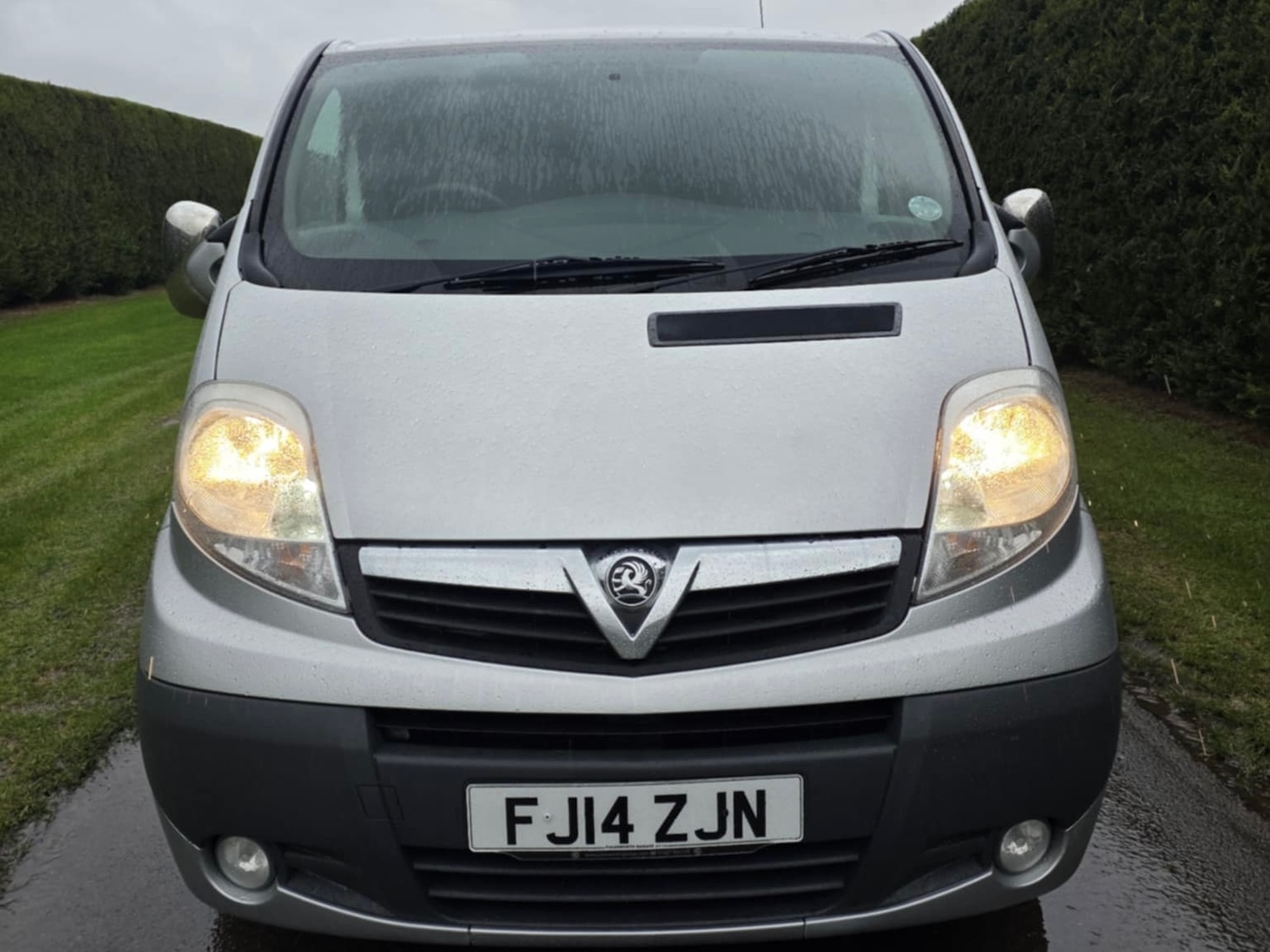 Used Vauxhall Vivaro 2014 for sale - 76960325: Photo 2
