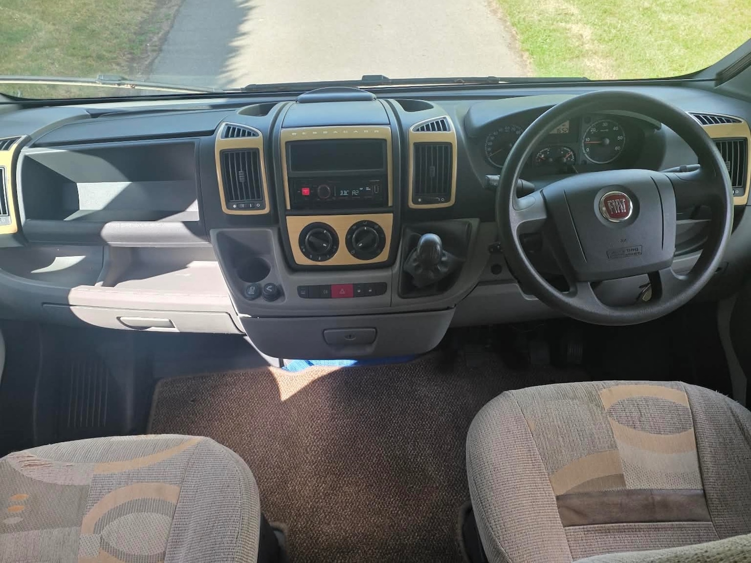 Fiat Ducato Bessacar 40 MAXI 130 M-JET 4 Berth Motorhome