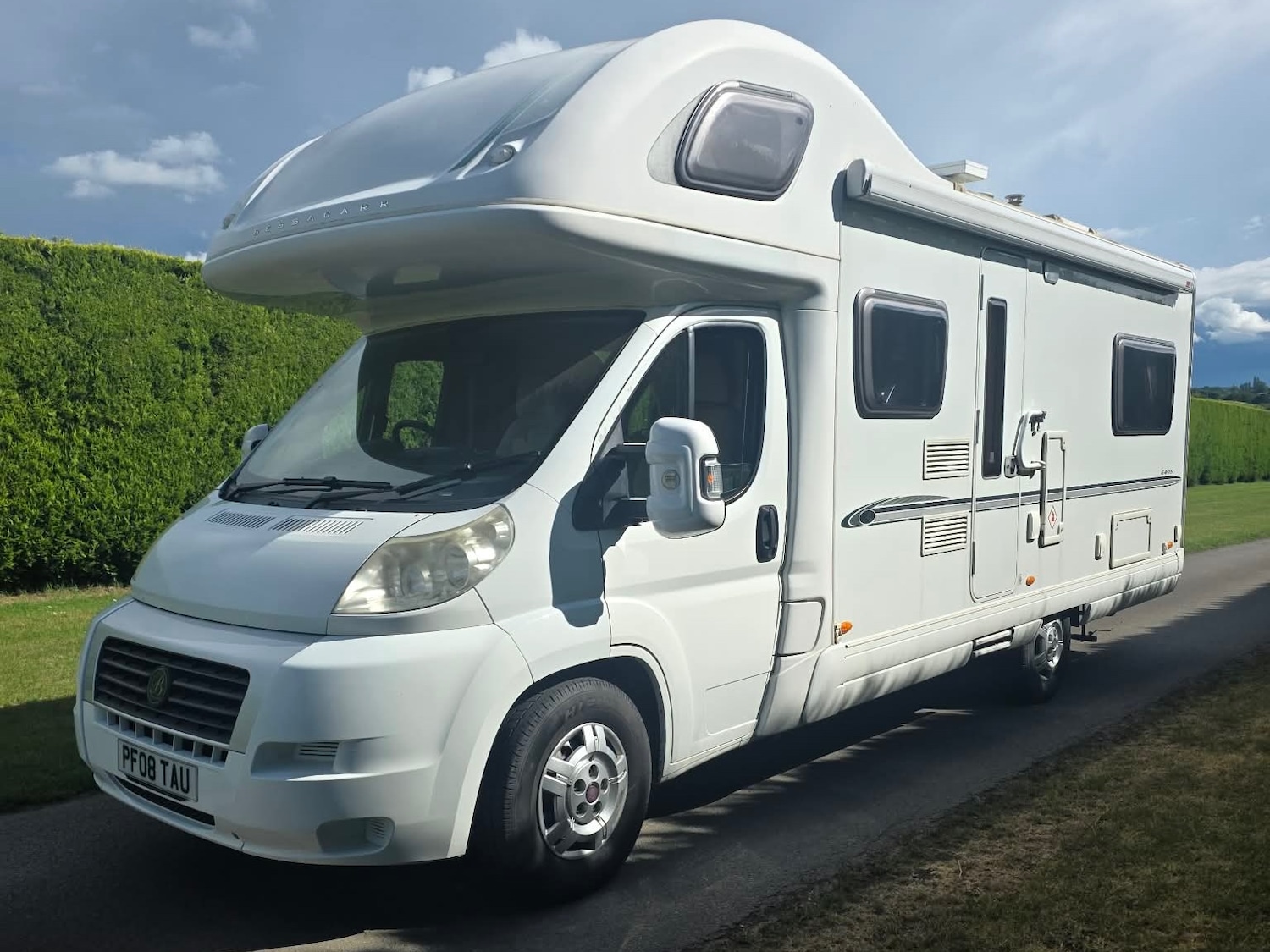 Fiat Ducato Bessacar 40 MAXI 130 M-JET 4 Berth Motorhome