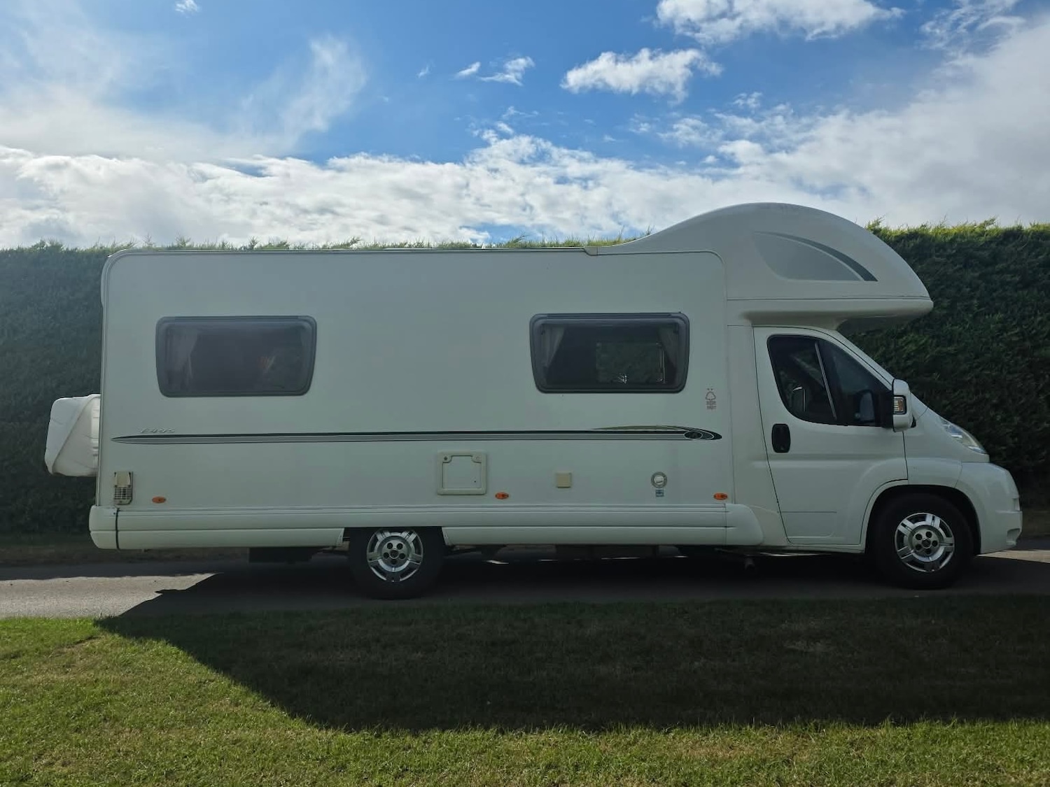 Fiat Ducato Bessacar 40 MAXI 130 M-JET 4 Berth Motorhome