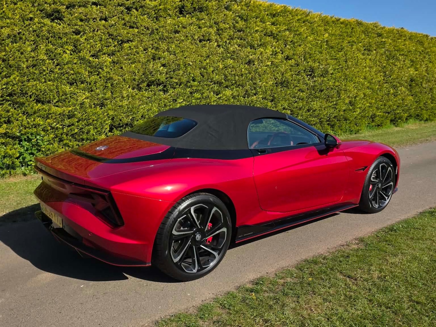 Mg Cyberster 375kW GT Dual Motor 77 kWh 2dr AWD Auto