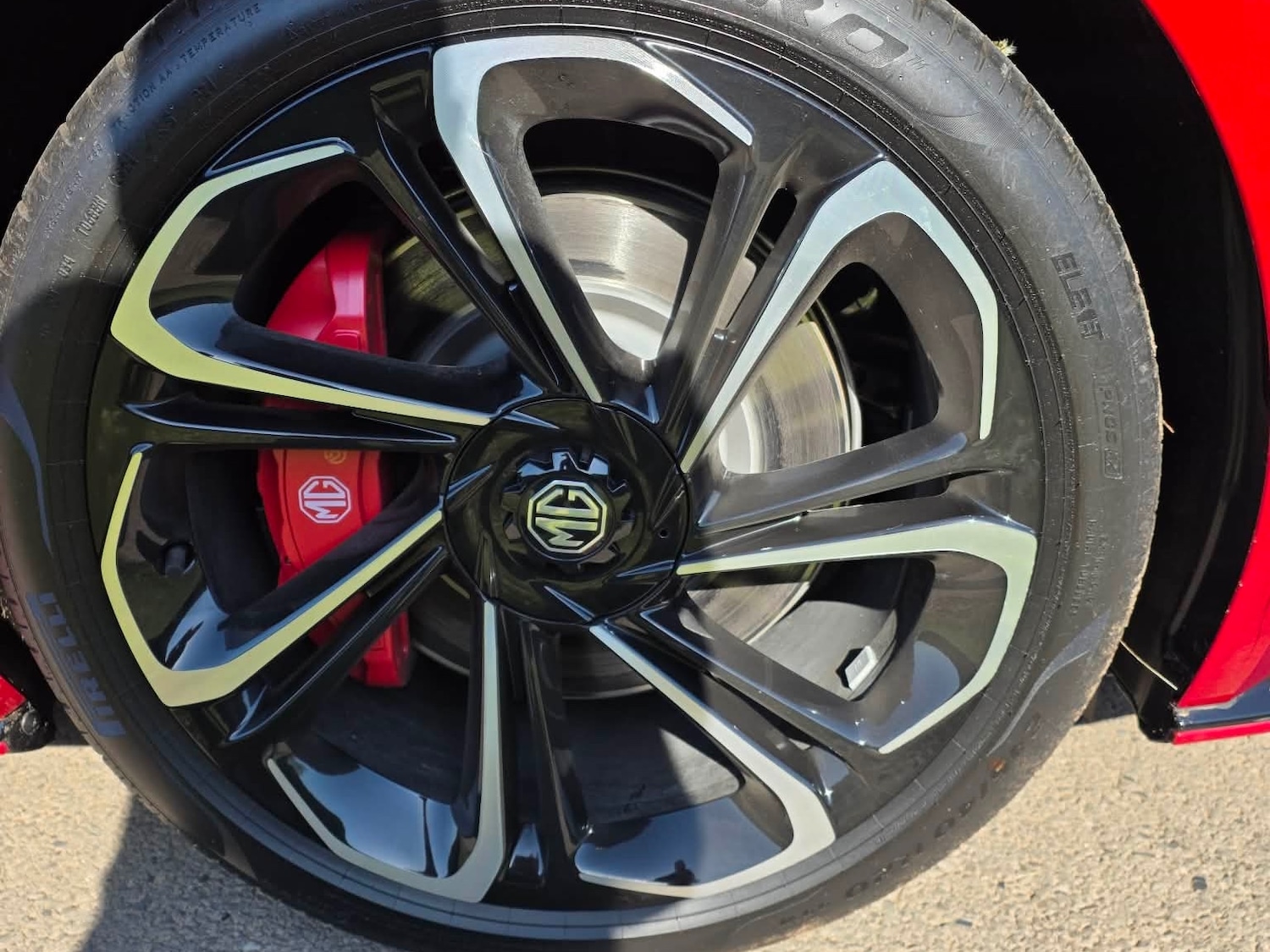 Mg Cyberster 375kW GT Dual Motor 77 kWh 2dr AWD Auto