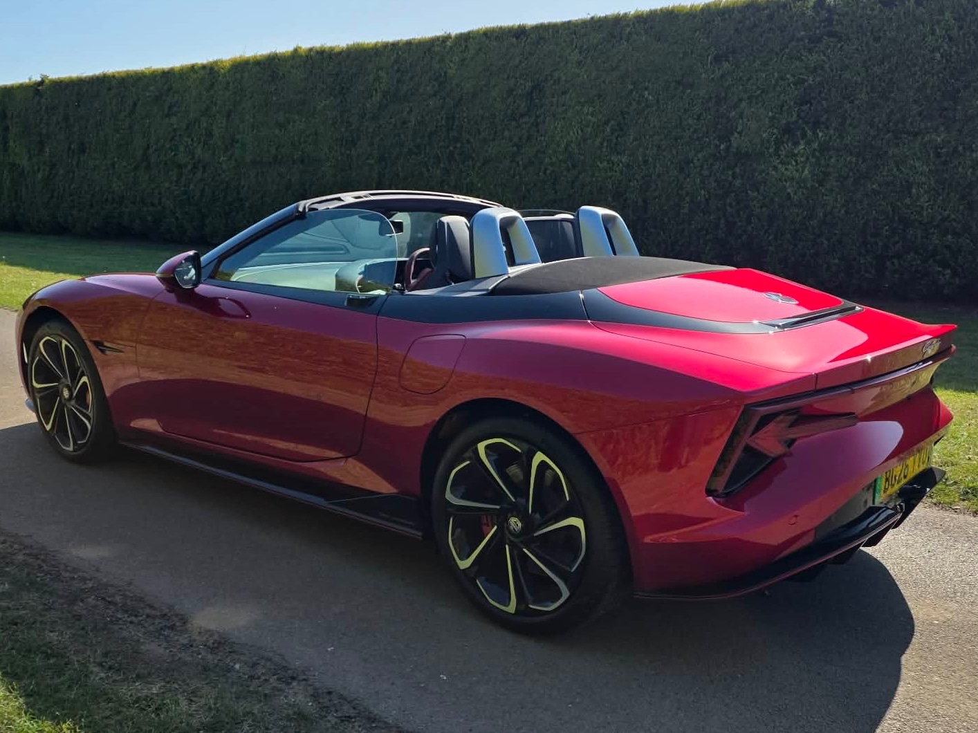 Mg Cyberster 375kW GT Dual Motor 77 kWh 2dr AWD Auto