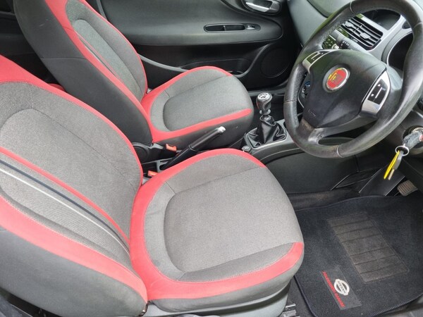 Used Fiat Punto 2012 for sale - 71544157: Photo 10