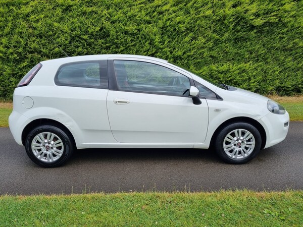 Used Fiat Punto 2012 for sale - 71544157: Photo 3