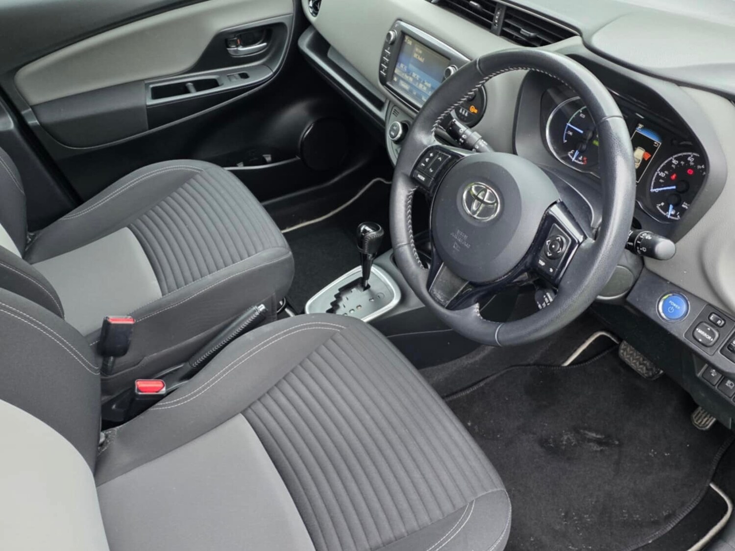 Used Toyota Yaris 2018 for sale - 76078881: Photo 10