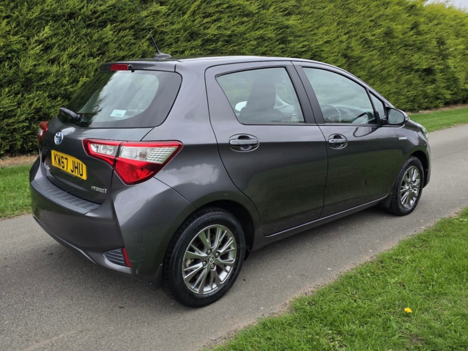 Used Toyota Yaris 2018 for sale - 76078881: Photo 6