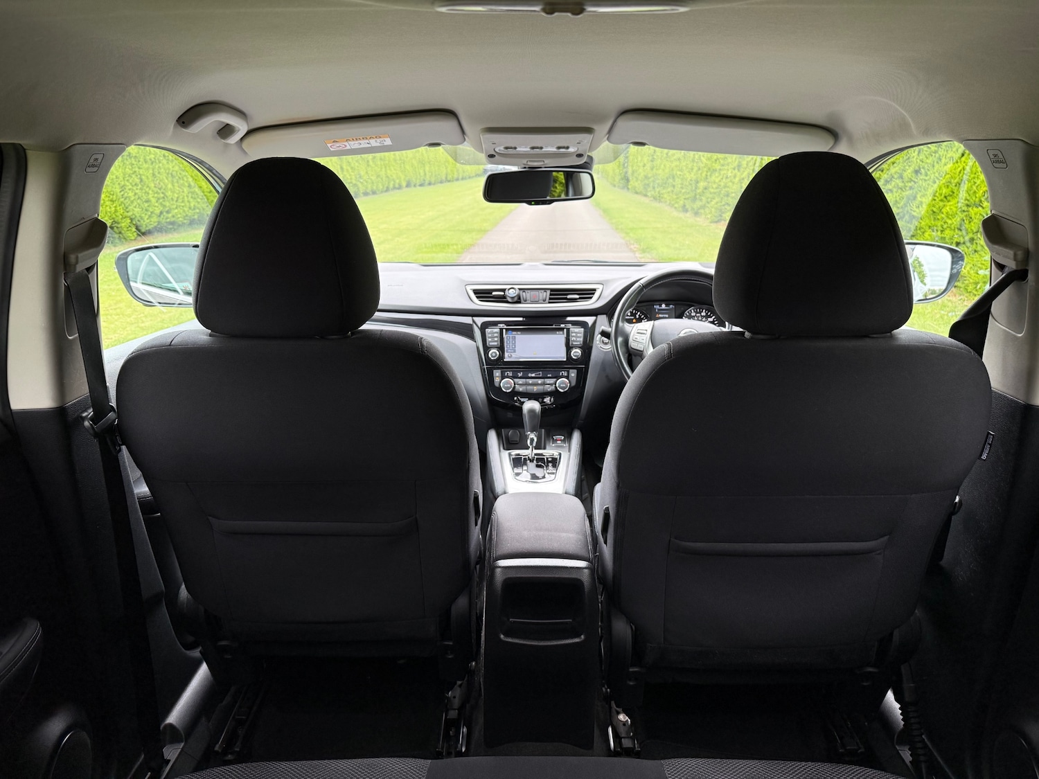 Nissan Qashqai 1.2 DiG-T N-Connecta 5dr Xtronic