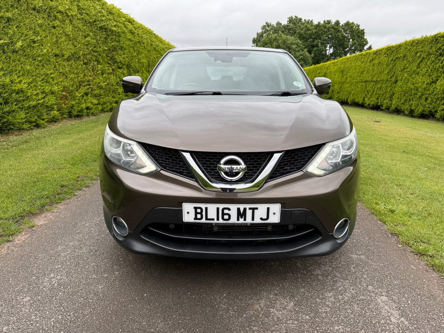 Nissan Qashqai 1.2 DiG-T N-Connecta 5dr Xtronic