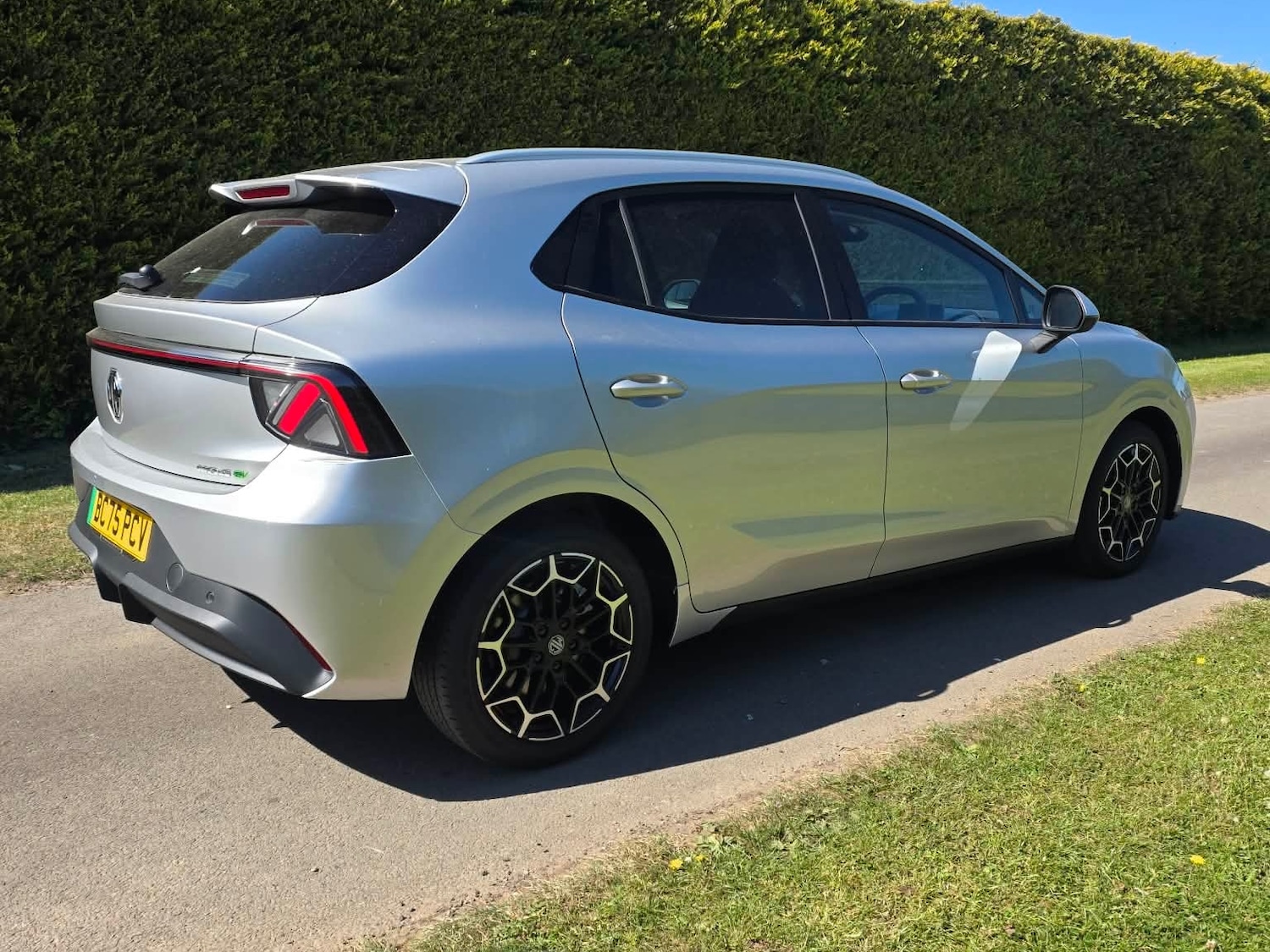 Mg Mg4 118kW Premium Long Range 54kWh 5dr Auto