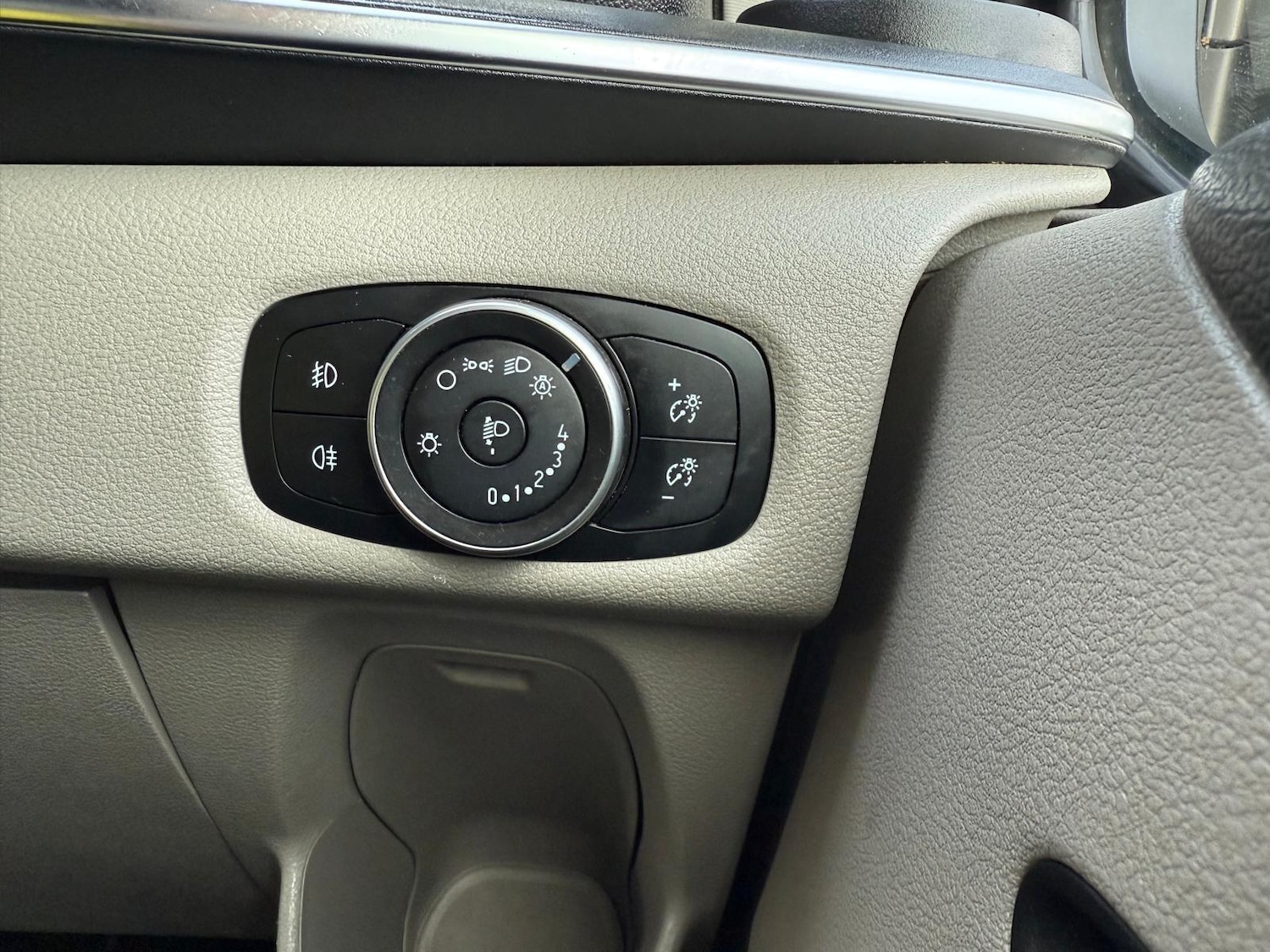 Used Ford Tourneo Custom 2020 for sale - 76136535: Photo 25
