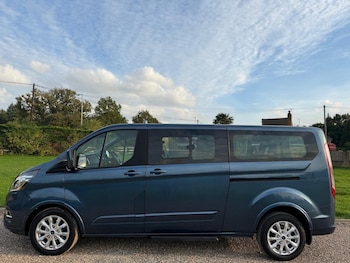 Used Ford Tourneo Custom 2020 for sale - 76136535: Photo 4