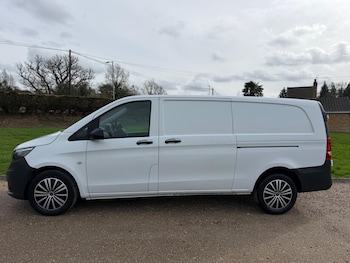 Used Mercedes-Benz Vito 2021 for sale - 77882699: Photo