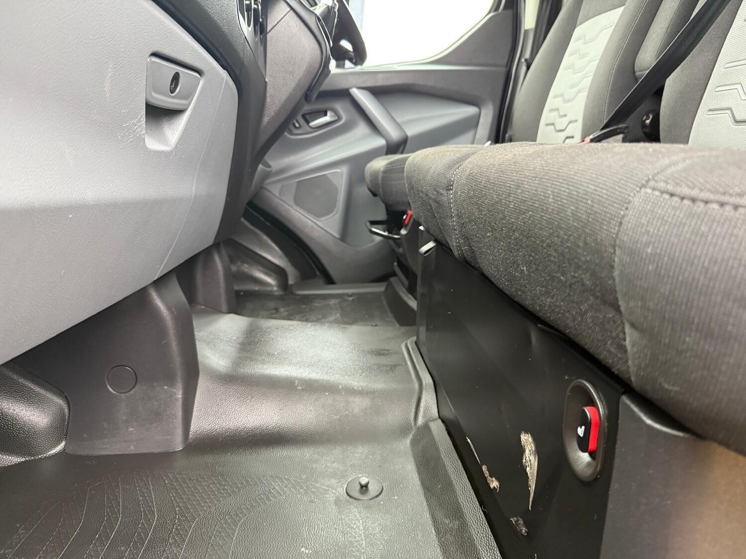 Used Ford Transit Custom 2017 for sale - 76560885: Photo 14