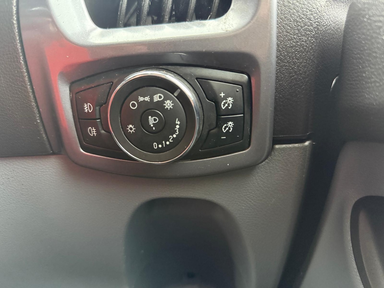 Used Ford Transit Custom 2017 for sale - 76560885: Photo 22