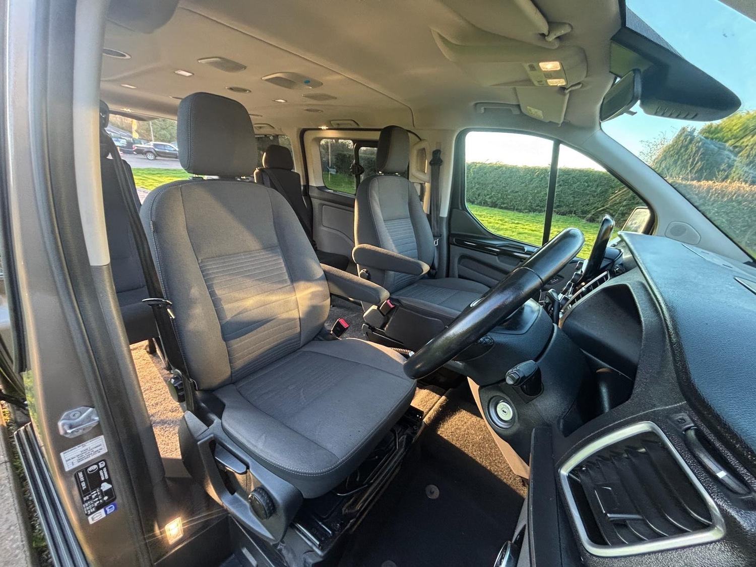 Used Ford Tourneo Custom 2018 for sale - 77723090: Photo 18