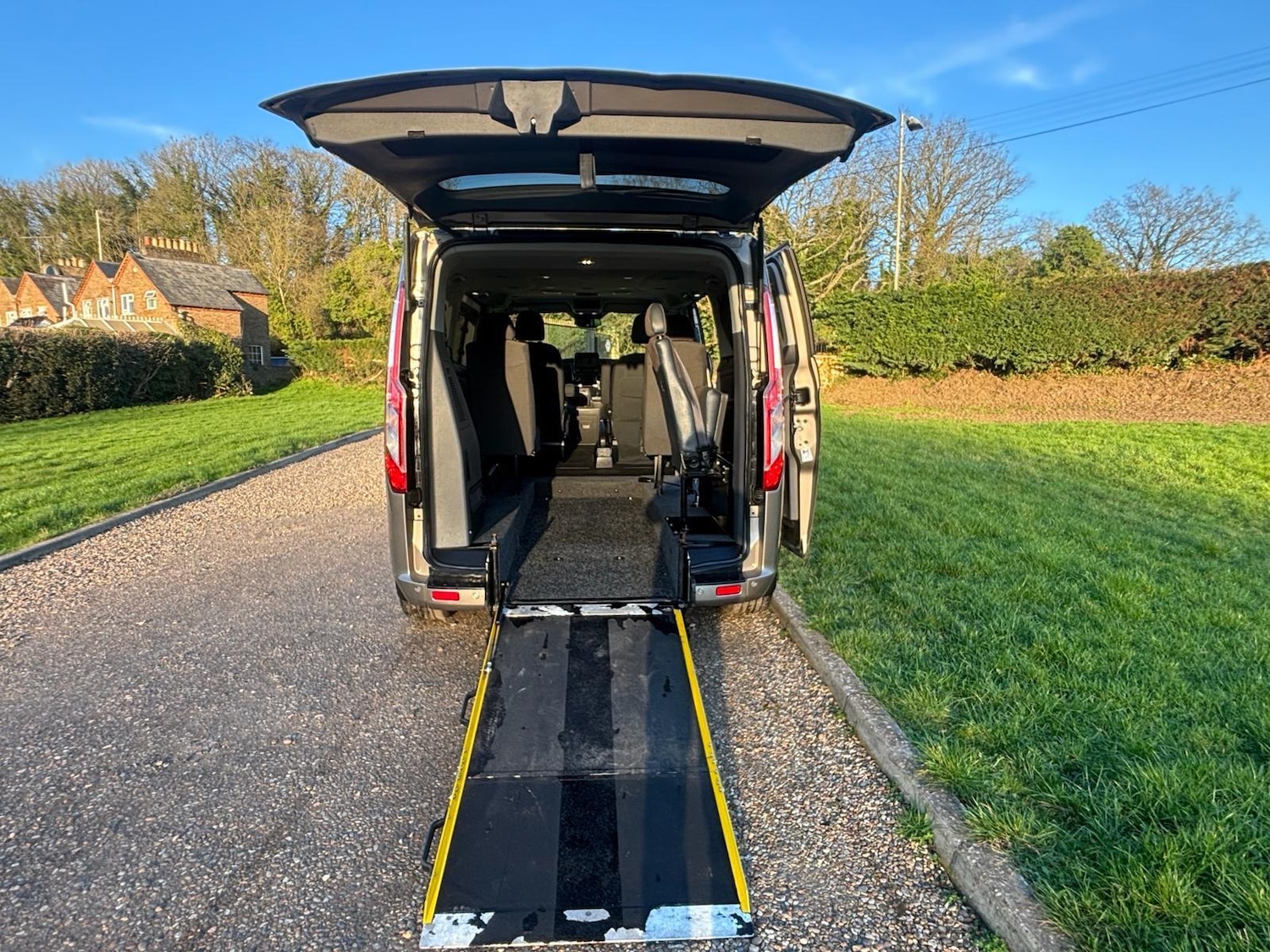 Used Ford Tourneo Custom 2018 for sale - 77723090: Photo 2