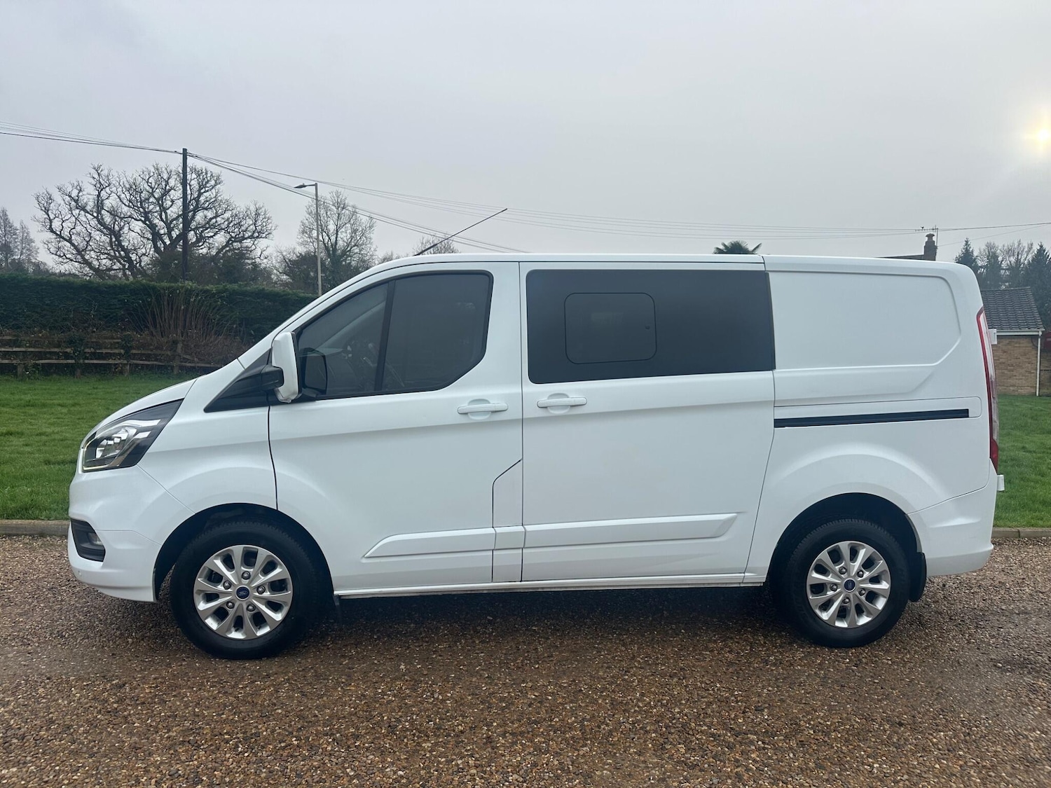 Used Ford Transit Custom 2020 for sale - 76976577: Photo 2