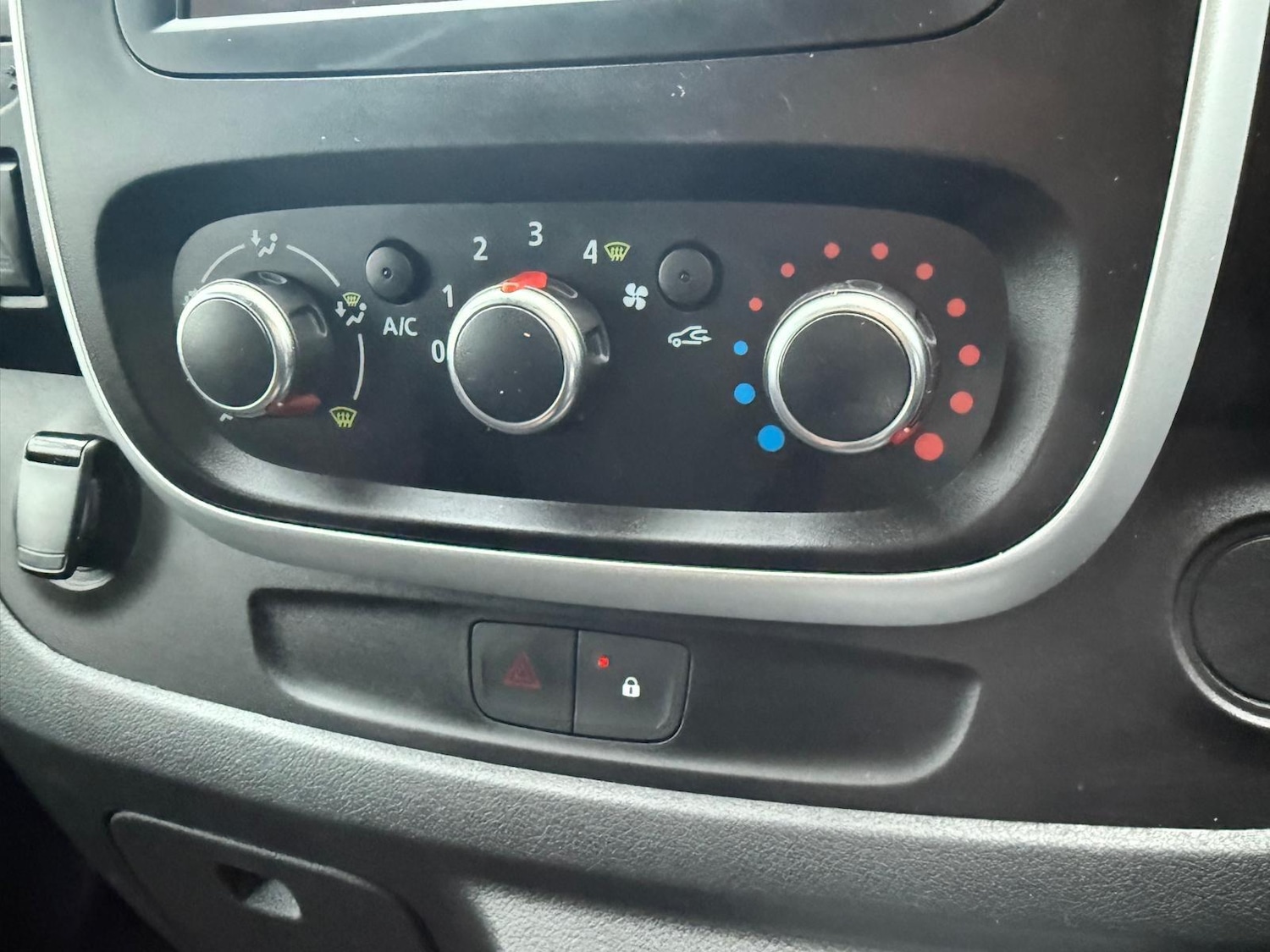 Used Renault Trafic 2021 for sale - 76689002: Photo 16