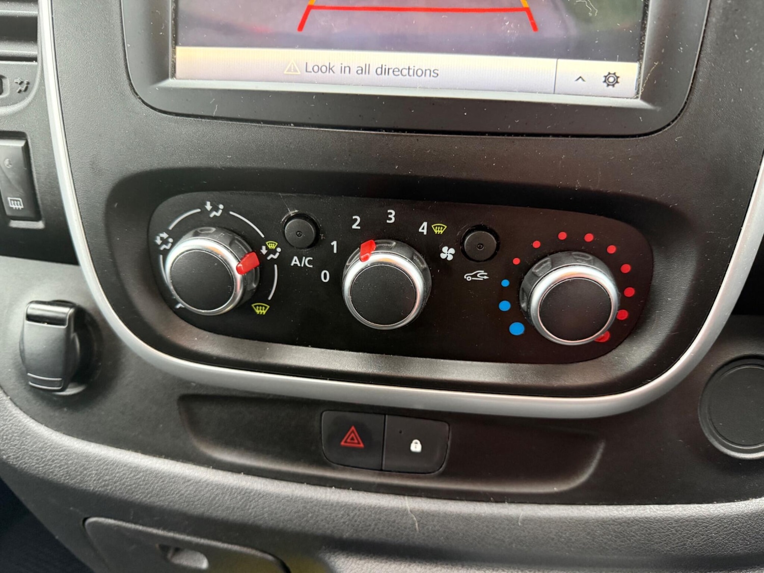 Used Renault Trafic 2021 for sale - 77425466: Photo 19